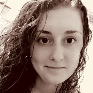 Meet your Posher, Kara